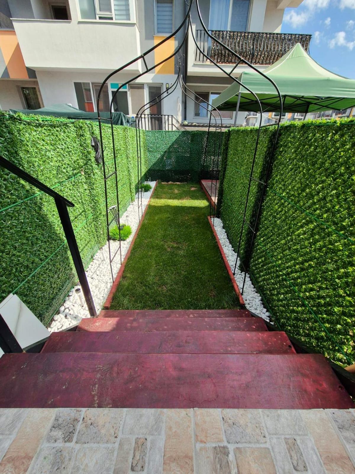 Air Studio & Garden Otopeni Esterno foto